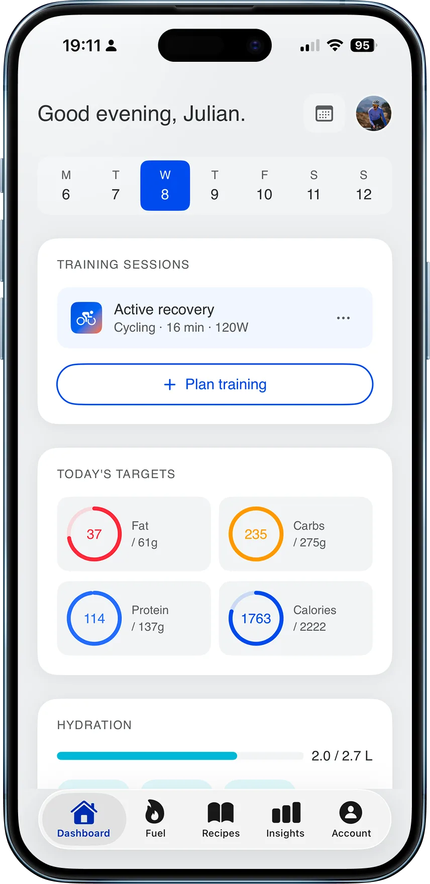 M0VE dashboard with training session and macro targets
