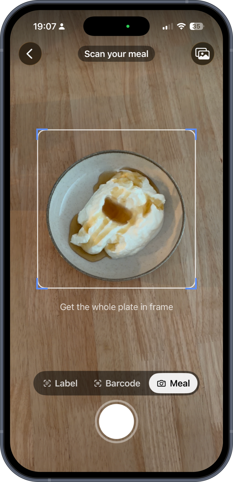 Scan your meal: label, barcode or plate
